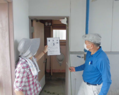 若久小　プールトイレ