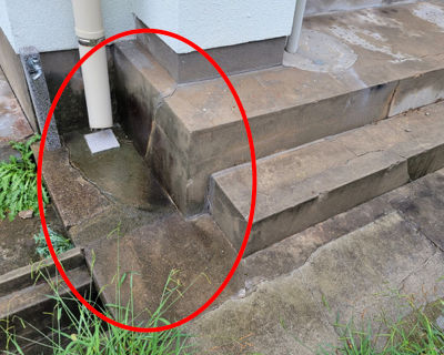 東吉塚小学校　用務員室裏