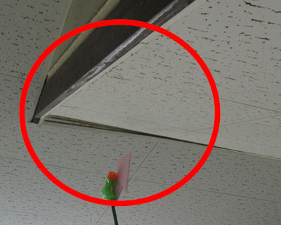 香住丘小学校　階段　２階　