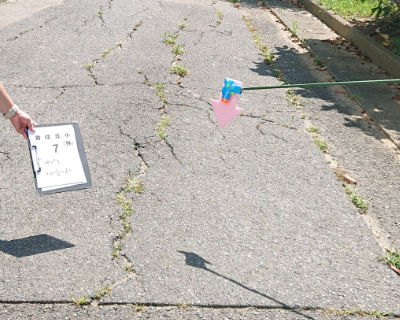 香住丘小学校　西門地面