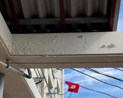 片江中学校　玄関外梁