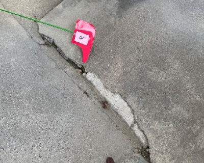 長尾中学校　事務室外洗い場前