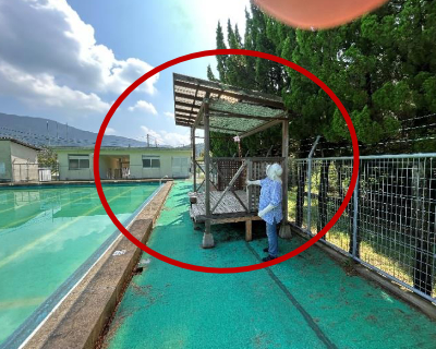 脇山小・プール 日よけスペース