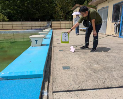 平尾中学校・プールの周り