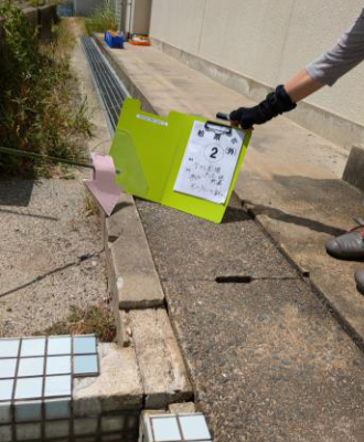 柏原小学校・学級園横手洗い場側溝