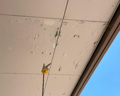 高取中学校・体育館入口