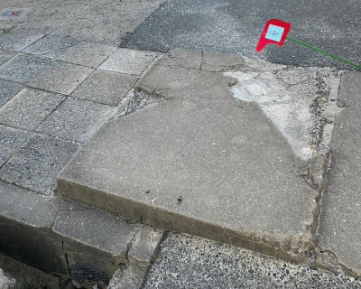 友泉中学校・体育館横