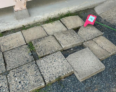 友泉中学校・武道場前