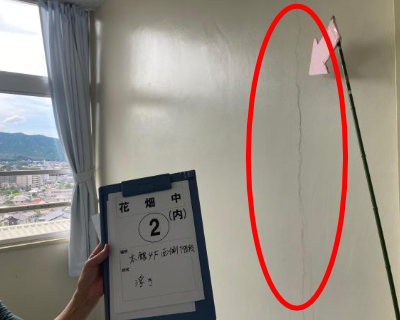 花畑中・本館4階 西側階段