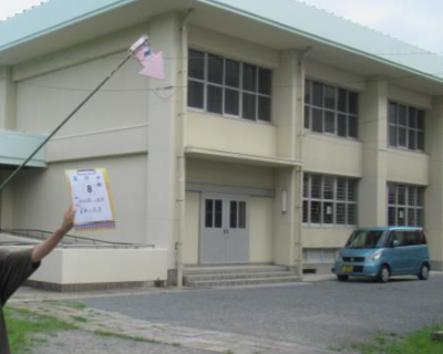 玉川小・体育館への通路