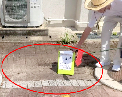 横手小学校・中庭