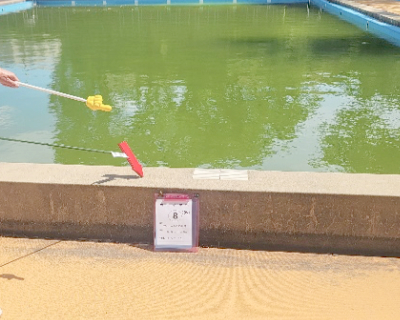 席田小学校・プール飛び込み台