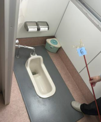 野芥小学校・２階　トイレ　和室